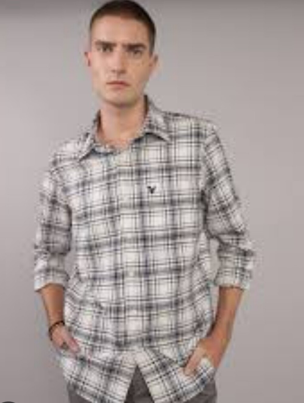 American Eagle Outfitters Black & White Plaid Slim Button-Down Shirt